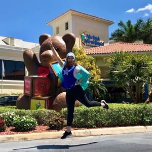 Meet your Posher, Kaylee